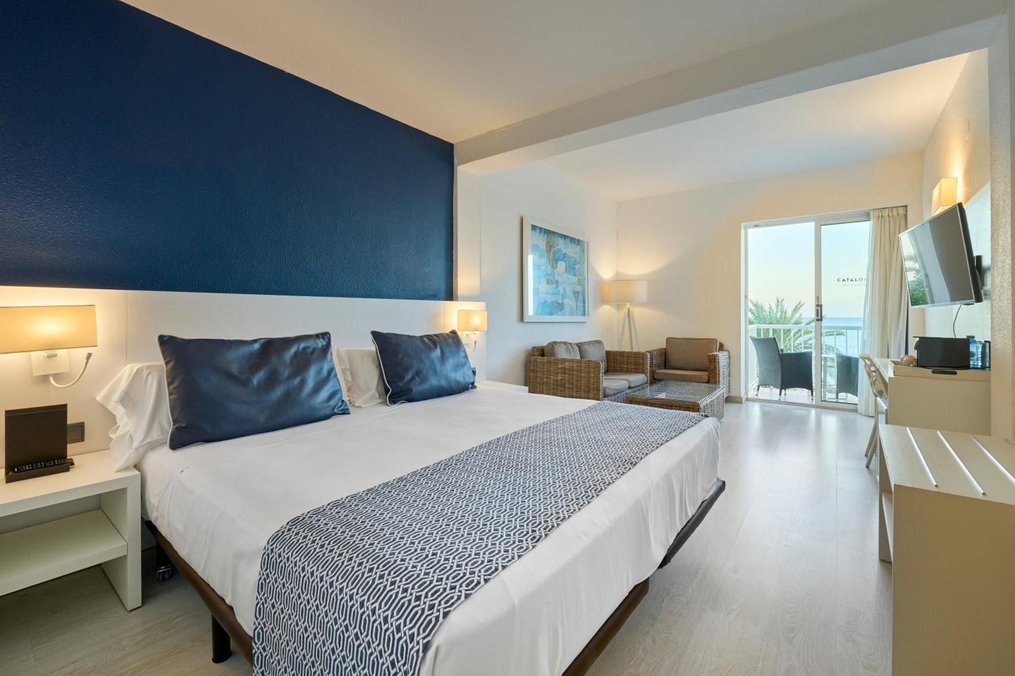 Catalonia Del Mar - Adults Only Hotel Кала Бона Стая снимка
