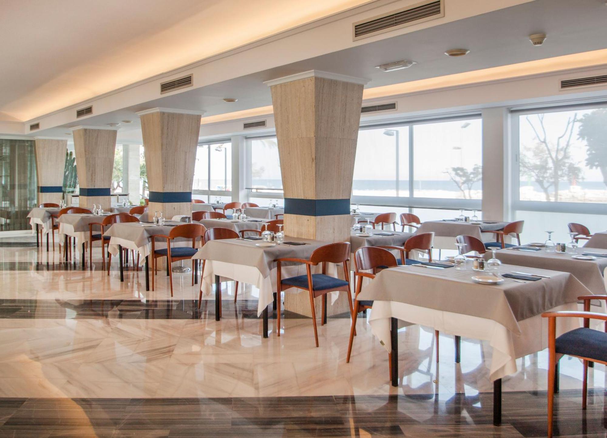 Catalonia Del Mar - Adults Only Hotel Кала Бона Екстериор снимка