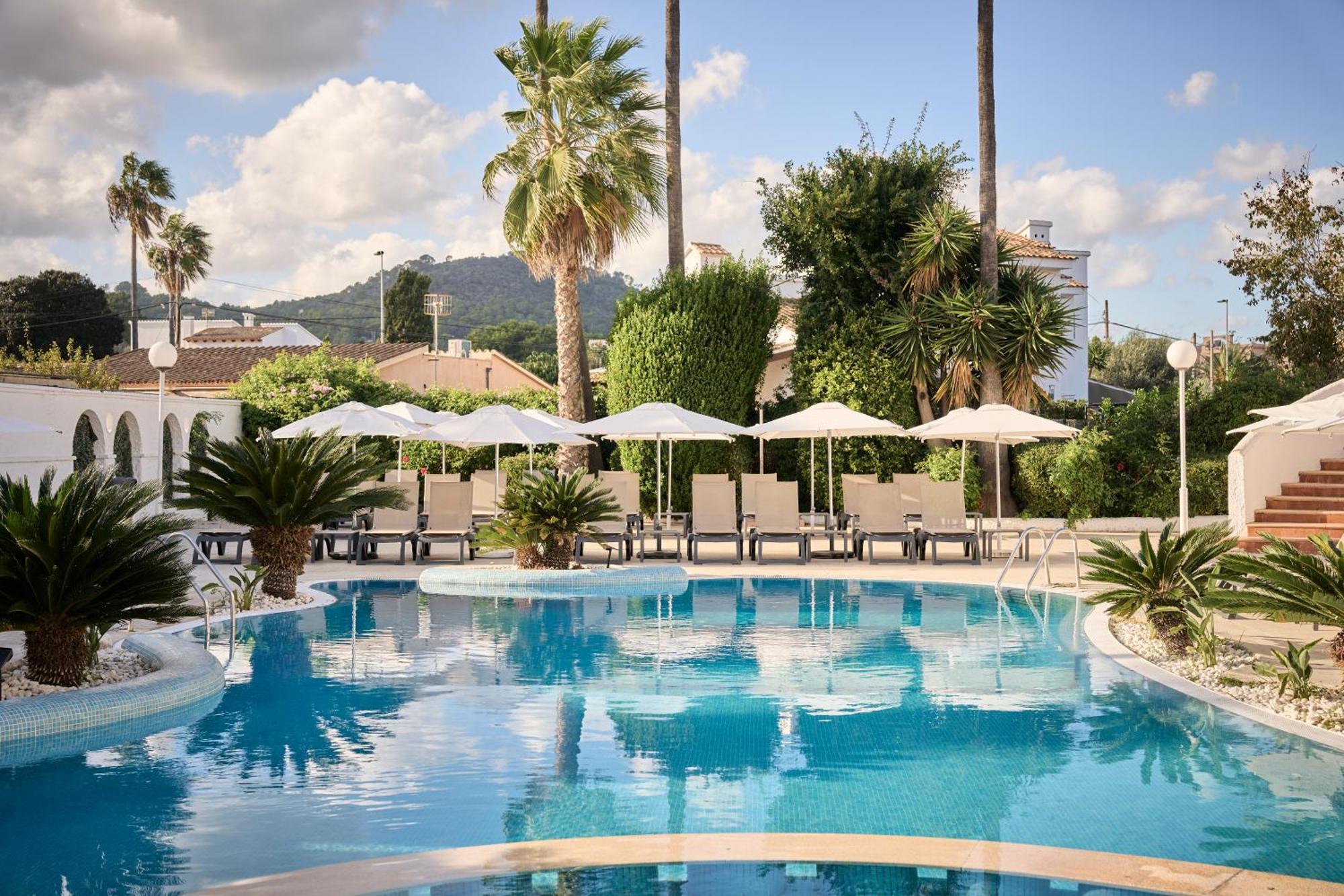 Catalonia Del Mar - Adults Only Hotel Кала Бона Екстериор снимка