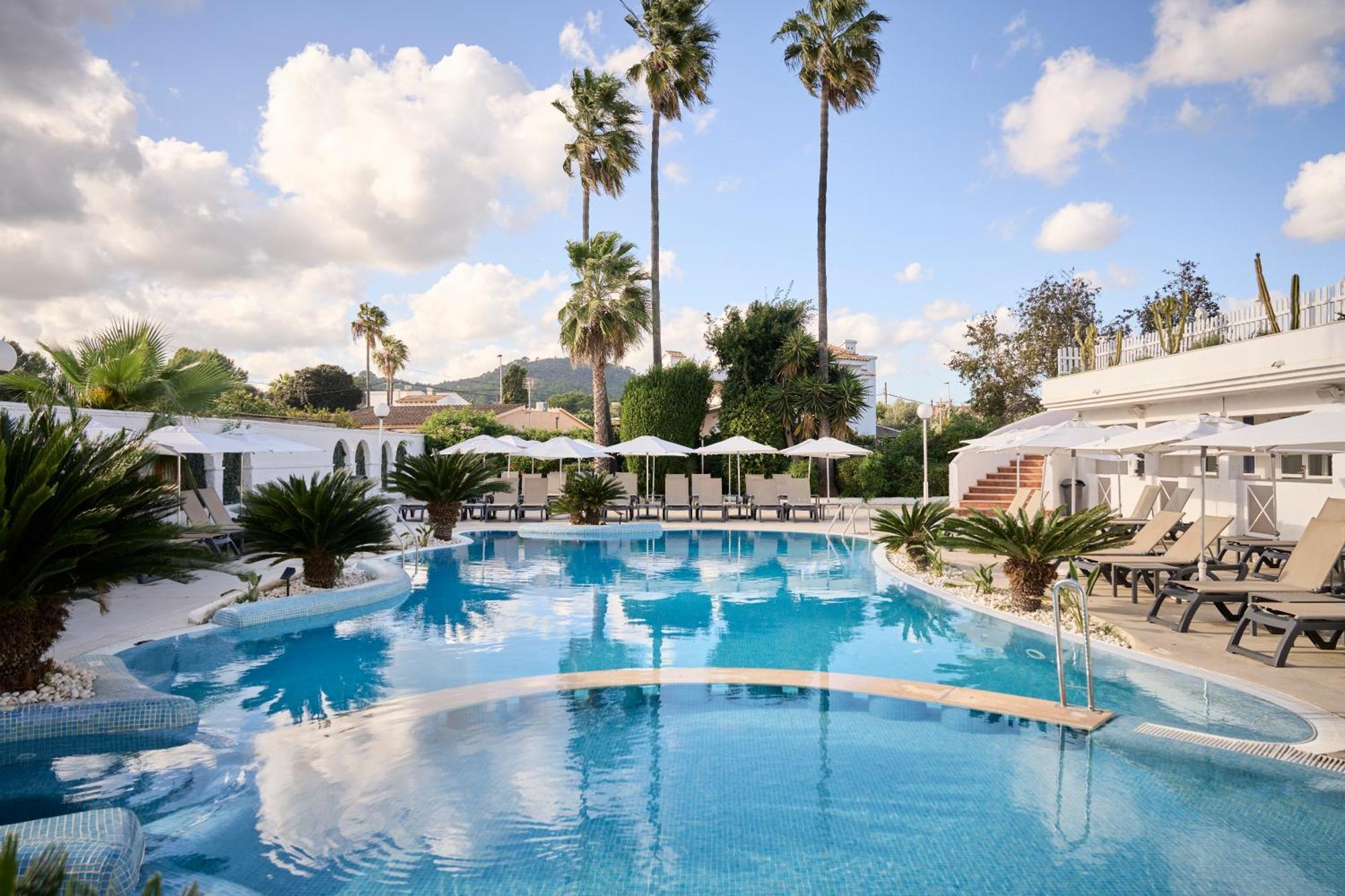 Catalonia Del Mar - Adults Only Hotel Кала Бона Екстериор снимка